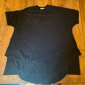 Hoibo Oversized T-dress in Black, size small